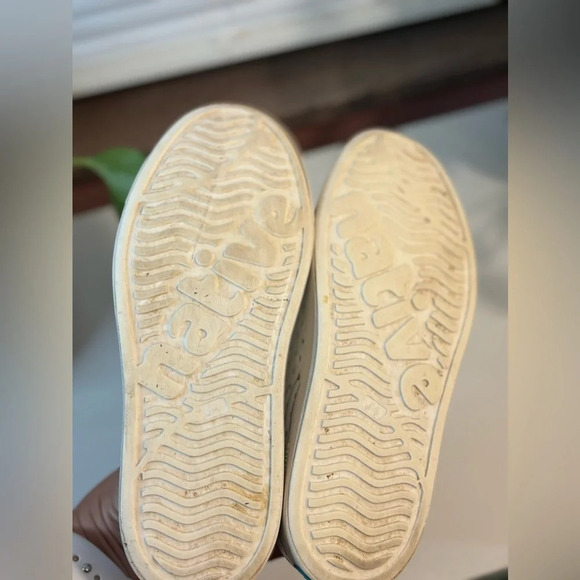 Native Shoes Kid's Jefferson Block Shoes - J4 gently worn didn’t know what to - Picture 7 of 10